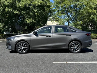 2023 Geely Emgrand II, серый, 1050000 рублей, вид 3