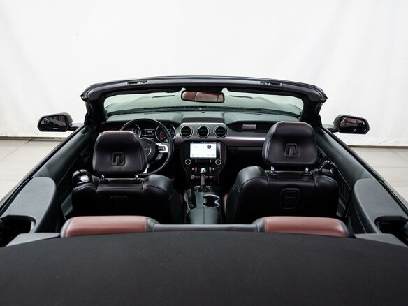2018 Ford Mustang VI Рестайлинг, чёрный, 3449000 рублей - вид 17