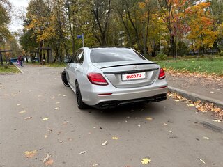 2016 Mercedes-Benz E-Класс 200 V (W213, S213, C238), серебристый, 2599999 рублей, вид 4