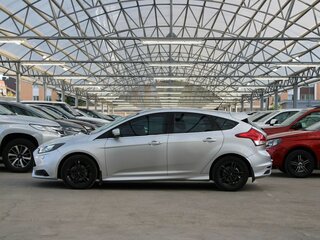 2011 Ford Focus III, серебристый, 690000 рублей, вид 2
