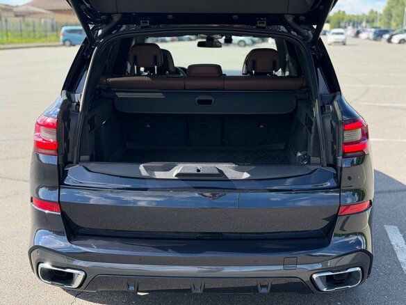 2022 BMW X5 45e IV (G05/G18), синий, 7900000 рублей - вид 36