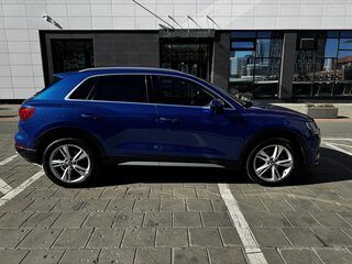 2020 Audi Q3 35 TFSI II (F3), синий, 2830000 рублей, вид 3