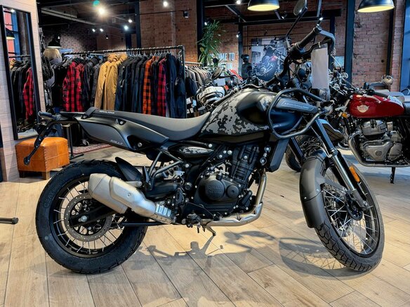 2026 Royal Enfield Himalayan, чёрный, 620000 рублей - вид 3