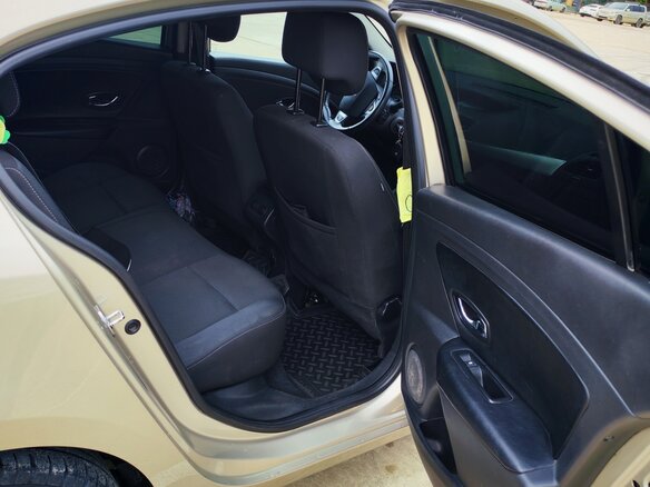 2012 Renault Fluence I, бежевый, 650000 рублей - вид 13