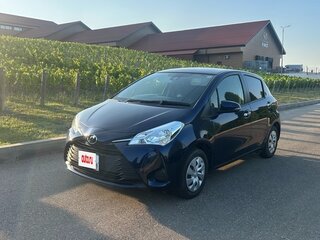 2018 Toyota Vitz III (XP130) Рестайлинг 2, синий, 855000 рублей, вид 1
