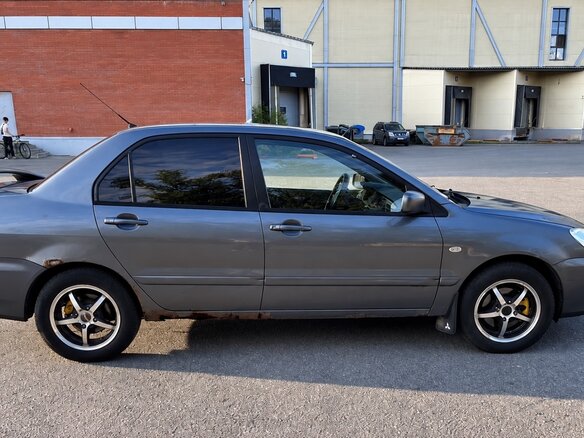 2005 Mitsubishi Lancer IX, серый, 230000 рублей - вид 4