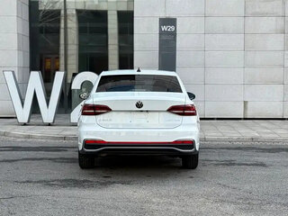 2023 Volkswagen Lavida III Рестайлинг, белый, 1073700 рублей, вид 5
