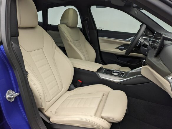 2026 BMW 4 серии Gran Coupe 430i xDrive G22, G23, G26 Рестайлинг, синий, 12250000 рублей - вид 9