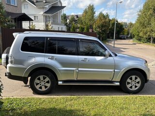 2008 Mitsubishi Pajero IV, серый, 1500000 рублей, вид 2
