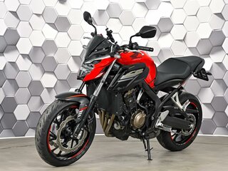 2019 Honda CB 650F, красный, 755000 рублей, вид 2