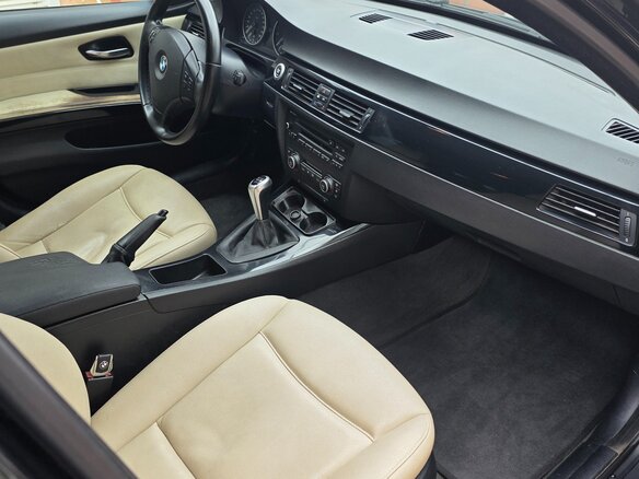 2007 BMW 3 серии 318i V (E90/E91/E92/E93), чёрный, 750000 рублей - вид 10