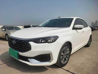 2022 Ford Escort VI Рестайлинг 2, белый, 1262000 рублей, вид 3