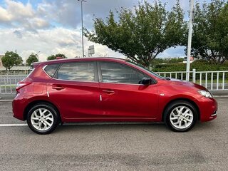 2022 Nissan Tiida II (China Market), красный, 1458000 рублей, вид 4