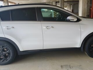 2021 Kia Sportage IV Рестайлинг, чёрный, 2880000 рублей, вид 2
