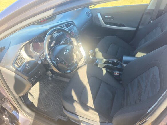 2013 Kia Ceed II, серый, 750000 рублей - вид 1