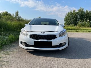2012 Kia Ceed II, белый, 670000 рублей, вид 3