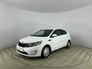 2014 Kia Rio 6-speed III, белый, 945000 рублей, вид 1