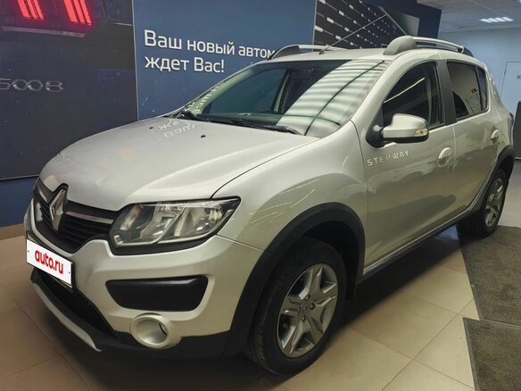 2017 Renault Sandero Stepway II, серый, 990000 рублей
