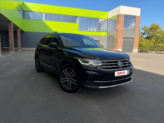 2021 Volkswagen Tiguan II Рестайлинг, чёрный, 4250000 рублей, вид 2