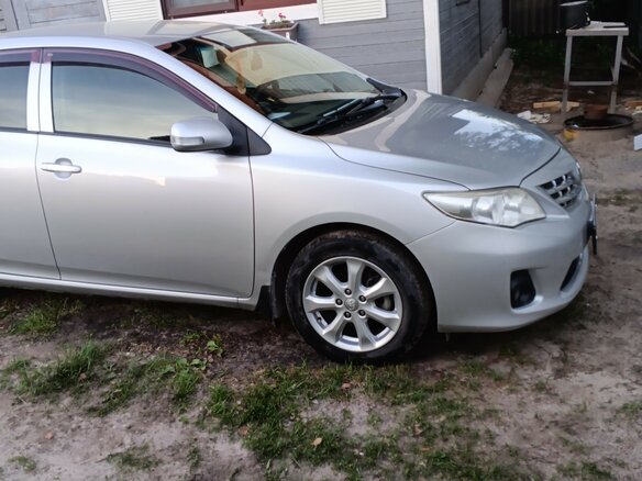 2012 Toyota Corolla X (E140, E150) Рестайлинг, серебристый, 1250000 рублей