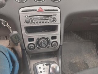 2008 Peugeot 308 I, красный, 240000 рублей, вид 2