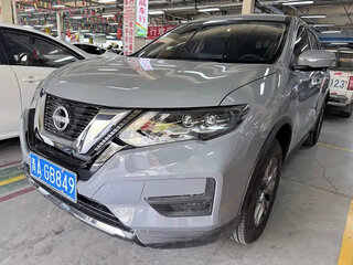 2026 Nissan X-Trail III Рестайлинг 2, серебристый, 2499000 рублей, вид 1