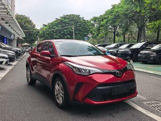 2023 Toyota C-HR I Рестайлинг, красный, 1757000 рублей, вид 4