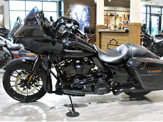 2019 Harley-Davidson Road Glide, чёрный, 2799000 рублей, вид 1