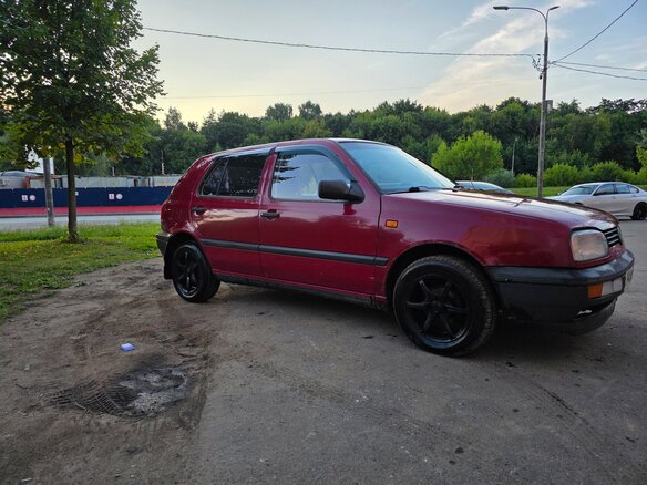 1994 Volkswagen Golf III, красный - вид 12