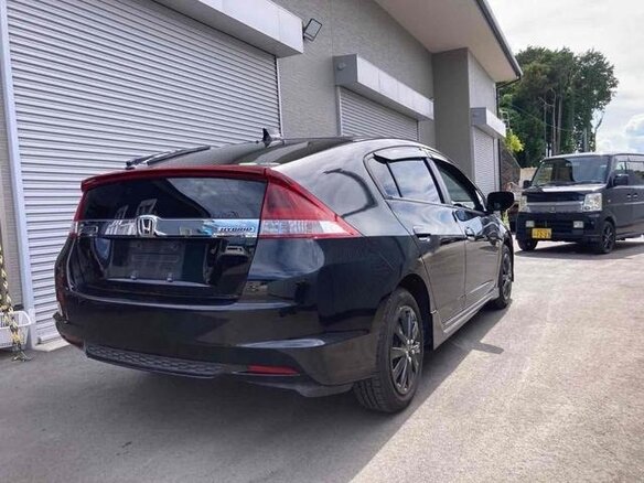 2014 Honda Insight II Рестайлинг, чёрный, 735000 рублей - вид 3