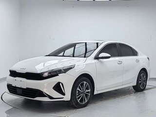 2023 Kia K3 II (China Market) Рестайлинг, белый, 1235000 рублей, вид 1