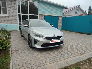 2019 Kia Ceed III, серебристый, 1550000 рублей, вид 1