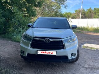 2014 Toyota Highlander III (XU50), белый, 2970000 рублей, вид 3