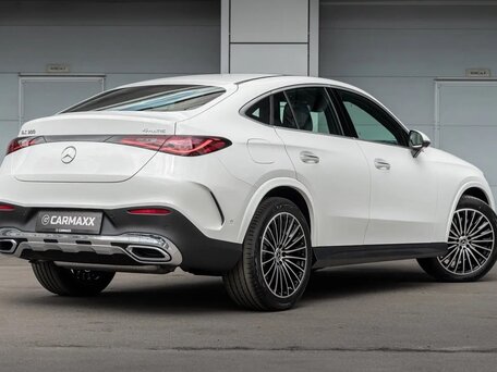 2026 Mercedes-Benz GLC Coupe 300 II (C254), белый, 9490000 рублей, вид 3
