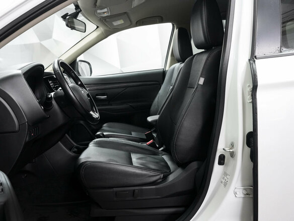 2016 Mitsubishi Outlander III Рестайлинг 2, белый - вид 9