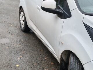2013 Chevrolet Spark III, белый, 600000 рублей, вид 3