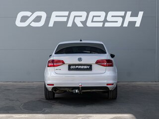 2015 Volkswagen Jetta VI Рестайлинг, белый, 825000 рублей, вид 4