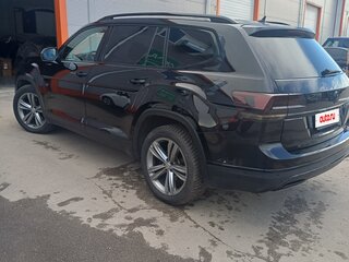 2019 Volkswagen Teramont I, чёрный, 4500000 рублей, вид 4