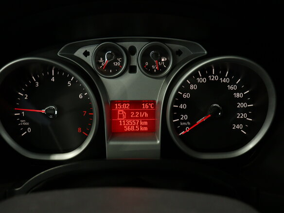 2010 Ford Focus II Рестайлинг, чёрный, 619000 рублей - вид 10