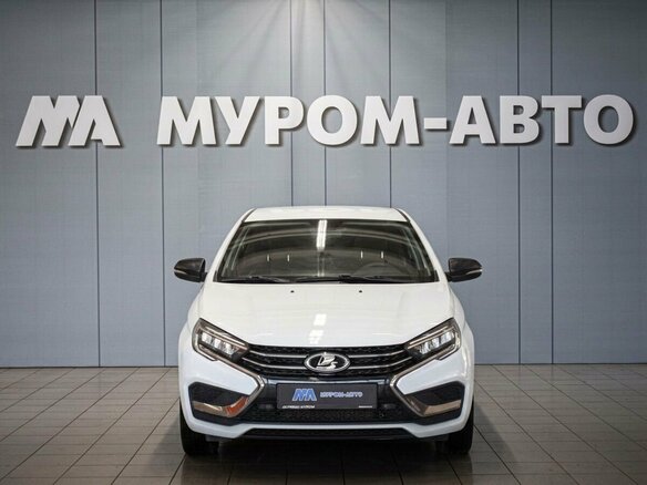 2024 Lada (ВАЗ) Vesta I Рестайлинг (NG), белый, 1190000 рублей - вид 1