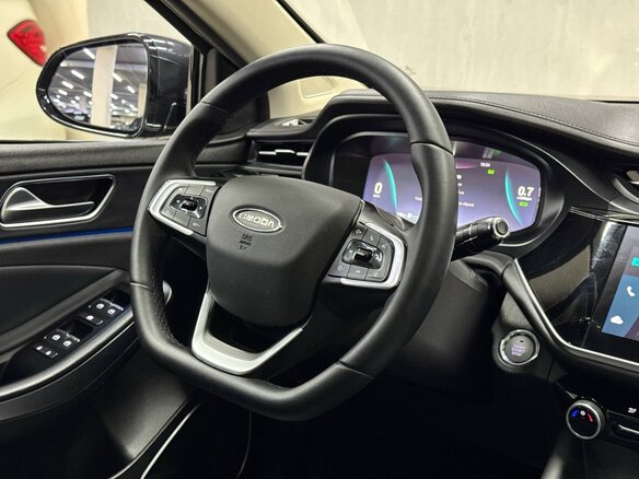 2023 Omoda S5, серый, 1375000 рублей - вид 11