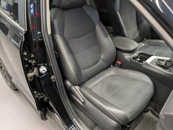 2020 Toyota RAV4 V (XA50), чёрный - вид 15