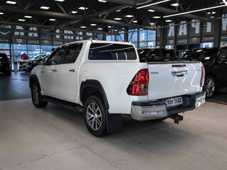 2018 Toyota Hilux VIII, белый, 3899999 рублей, вид 2
