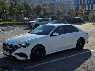 2025 Mercedes-Benz E-Класс 300 VI (W214, S214), белый, 8990000 рублей, вид 4