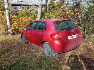 2008 Toyota Auris I, красный, 450000 рублей, вид 4