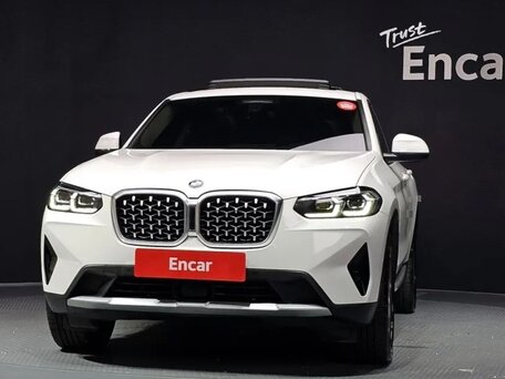 2022 BMW X4 20i II (G02) Рестайлинг, белый, 5379000 рублей, вид 2