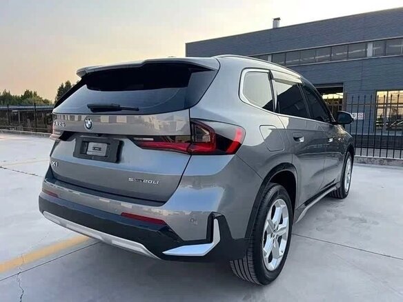 2023 BMW X1 Long 20Li sDrive III (U11/U12), серебристый, 2650000 рублей - вид 1
