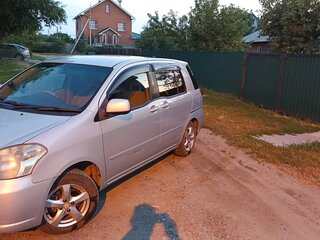 2003 Toyota Raum II, зелёный, 470000 рублей, вид 3