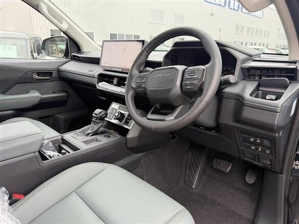 2026 Toyota Hilux IX, чёрный, 5875400 рублей - вид 10