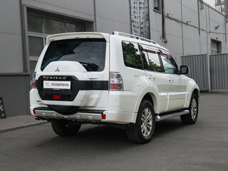 2014 Mitsubishi Pajero IV Рестайлинг 2, белый, 2250000 рублей, вид 4